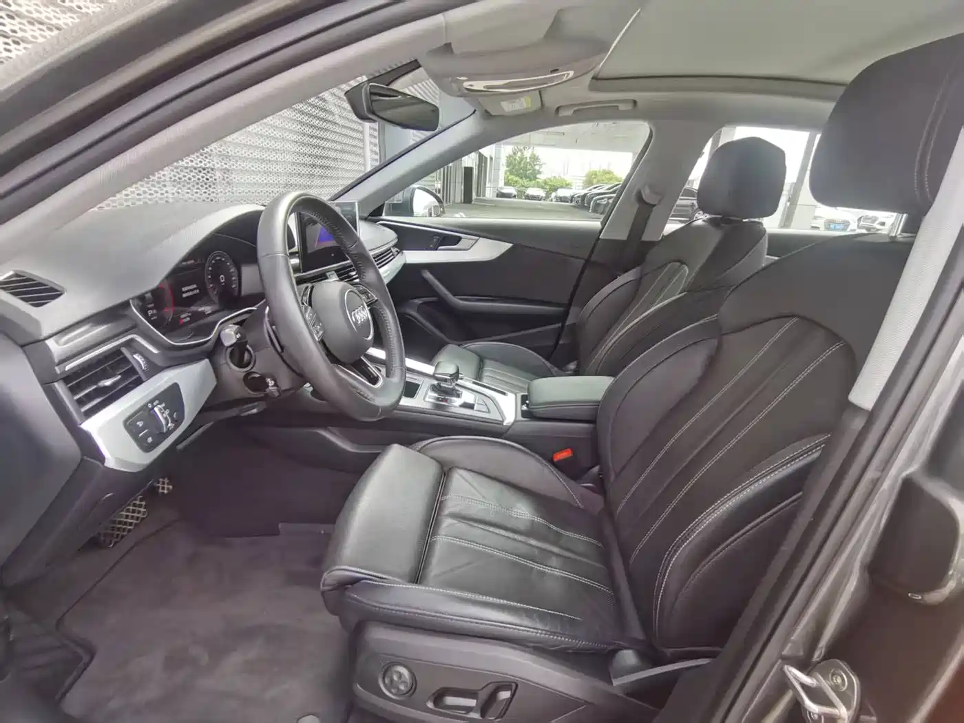 Audi A4L 2020 40 TFSI quattro Luxury Dynamic фото 5