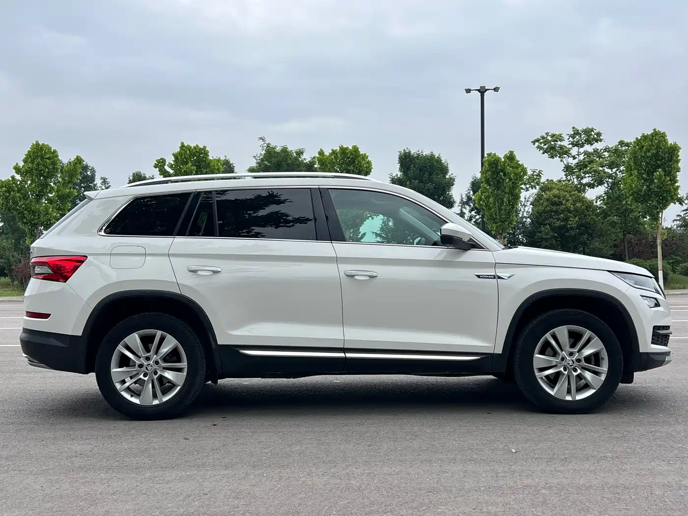 Škoda Kodiaq 2018 Facelift TSI330 5-seat 2WD Premium Luxury Edition фото 4
