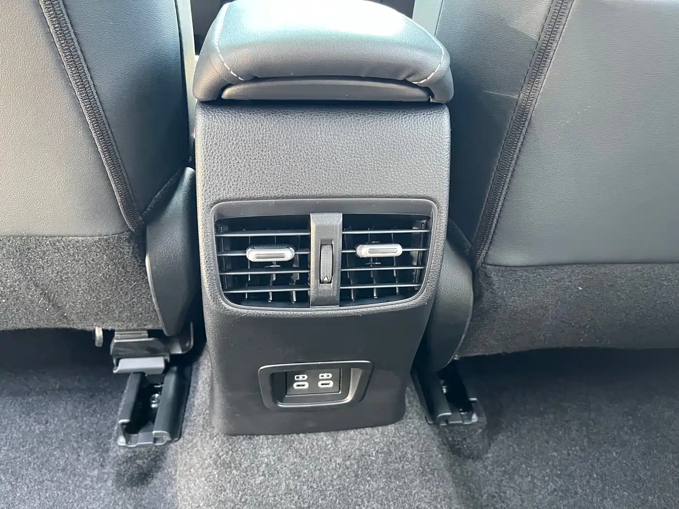 Toyota Corolla 2024 Model 1.8L Smart Hybrid Elite Edition фото 8