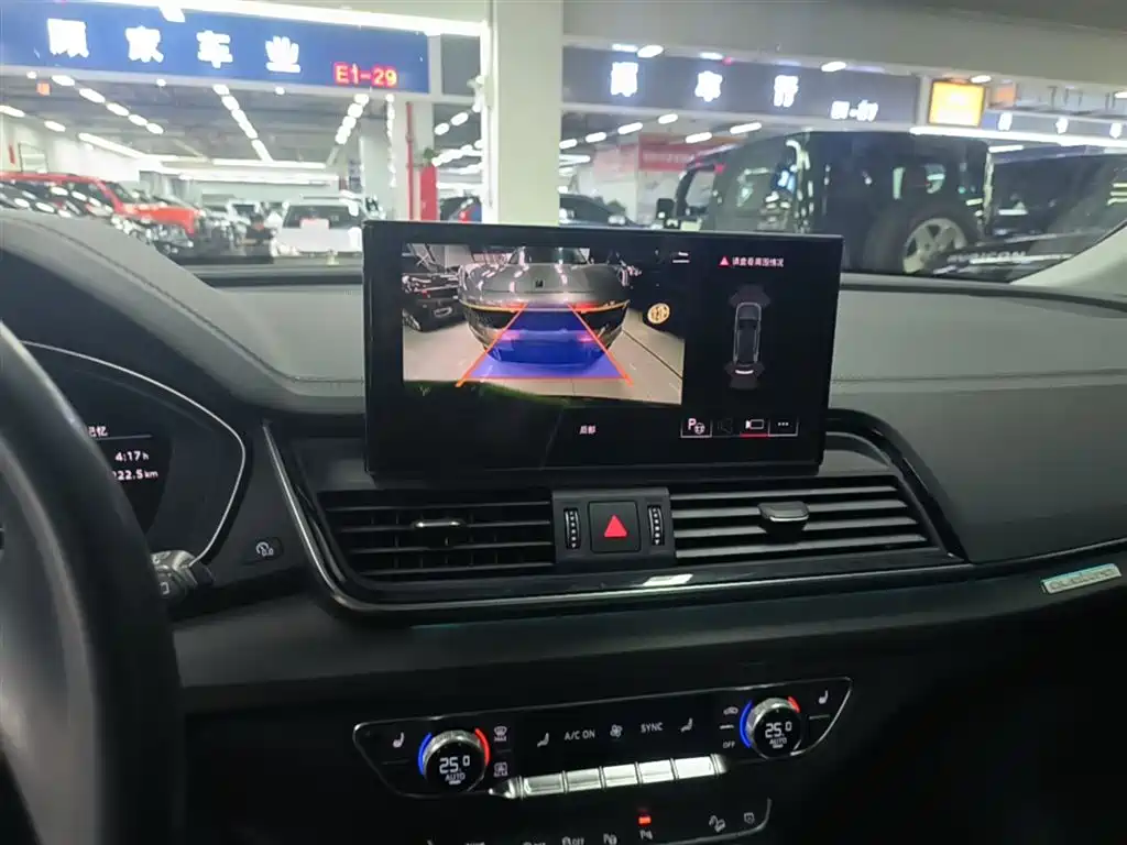 Audi Q5L 2022 40T Luxury Dynamic фото 13
