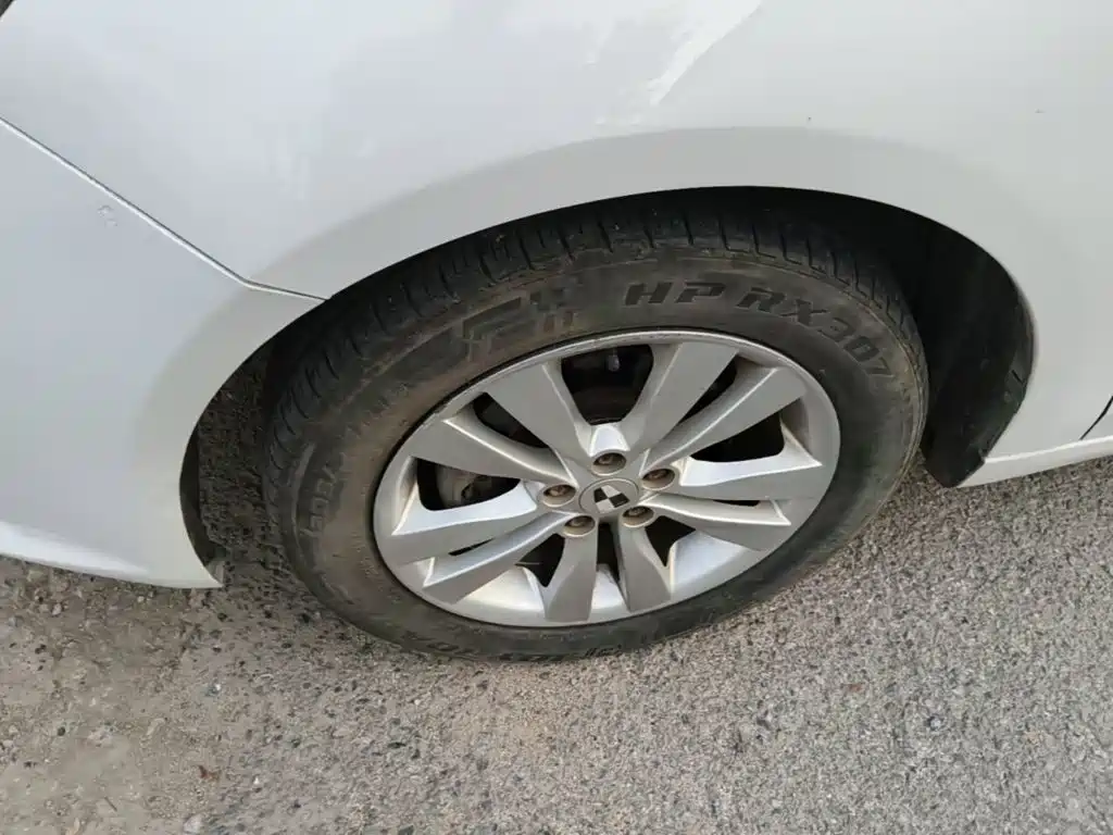 Roewe 360 2017 2015 1.5L Automatic Luxury