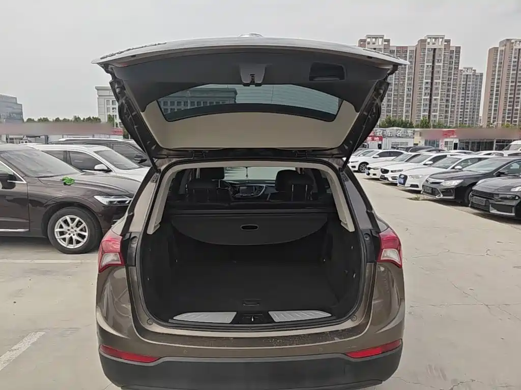Фото 19 - Buick Envision Plus