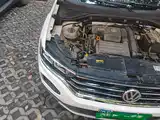 Photo 19 - Volkswagen T-ROC