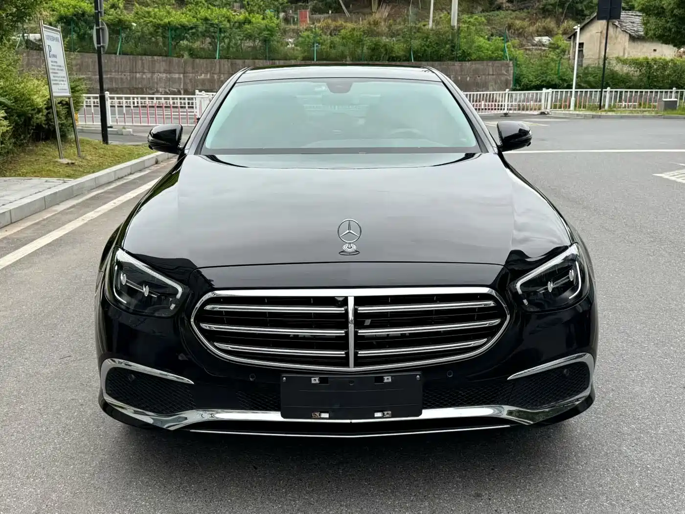 Mercedes-Benz E-Class 2022 Facelift E 260 L фото 3