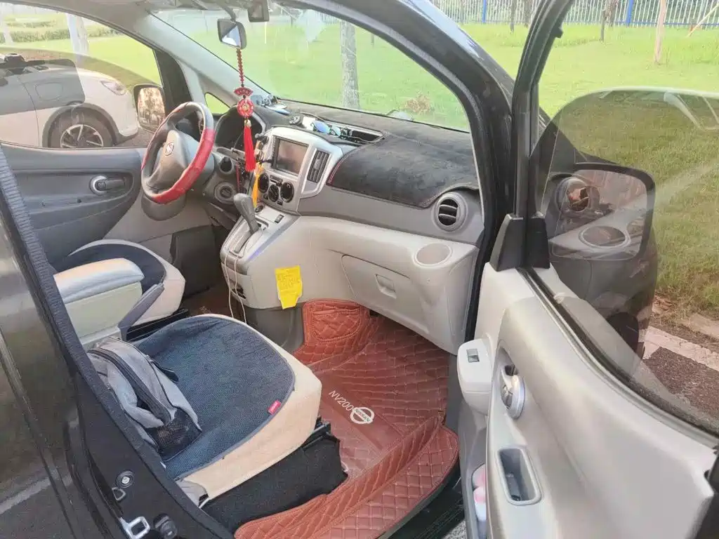 Nissan NV200 2018 2018 1.6L CVT Premium