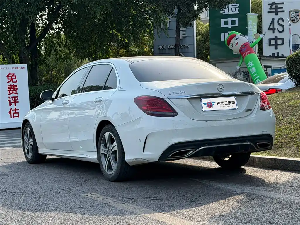 Mercedes-Benz C-Class 2019 C 260 L Sport фото 4