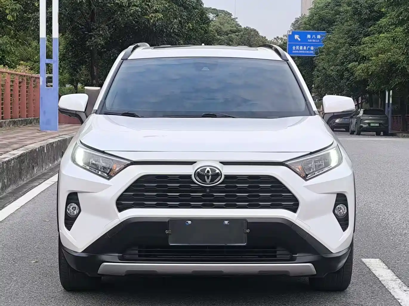 Toyota RAV4 Rongfang 2021 2.0L CVT 4WD Trend фото 3