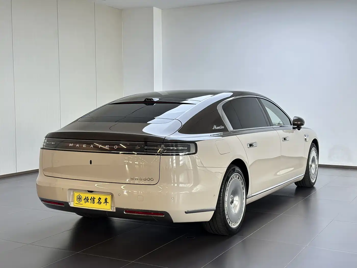 Zunjie S800 2025 Model Extended Range Starlight Premium Edition 5-Seater фото 6