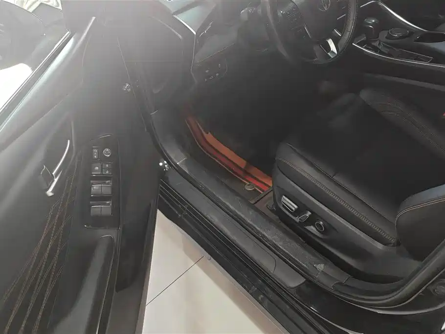 Toyota Avalon 2024 Hybrid 2.0L Luxury Edition фото 9