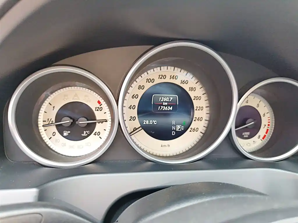 Mercedes-Benz E-Class (Import) 2014 E 260 Coupe фото 5