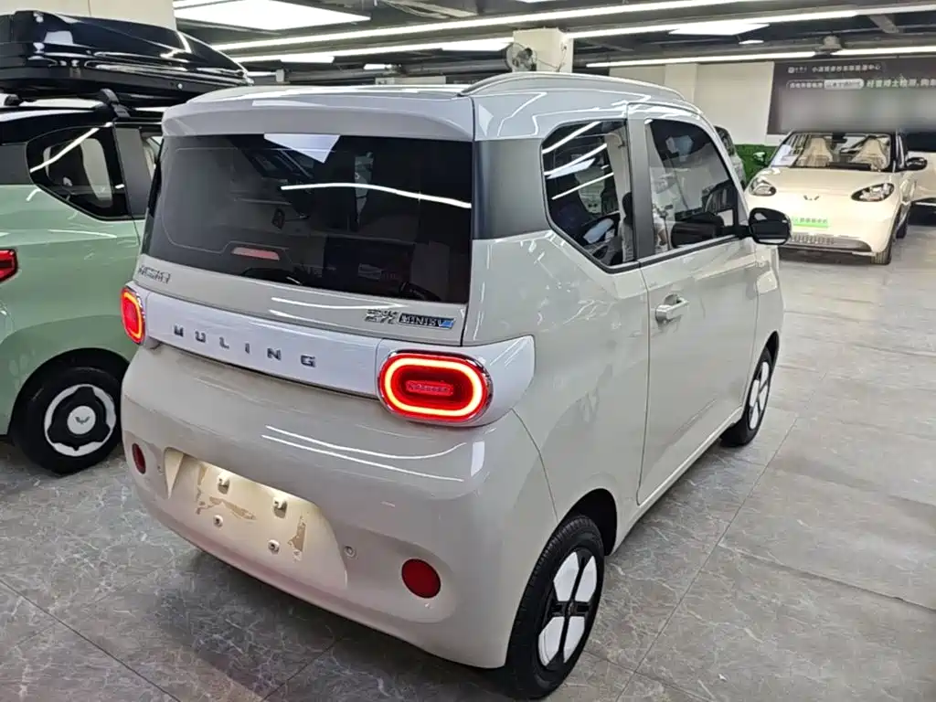 Фото 7 - Wuling Motors Hongguang MINIEV