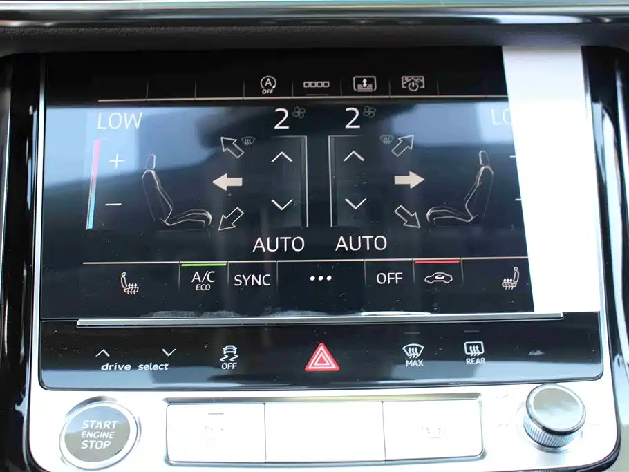 Audi A8 2023 A8L 50 TFSI quattro Exclusive фото 9