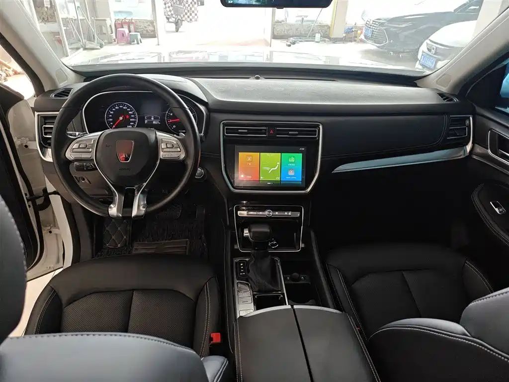 ROEWE RX8