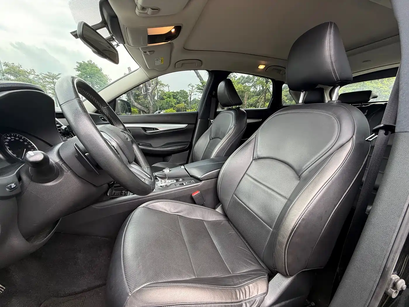 Infiniti QX50 2022 2022 2.0T FWD Navigator Edition