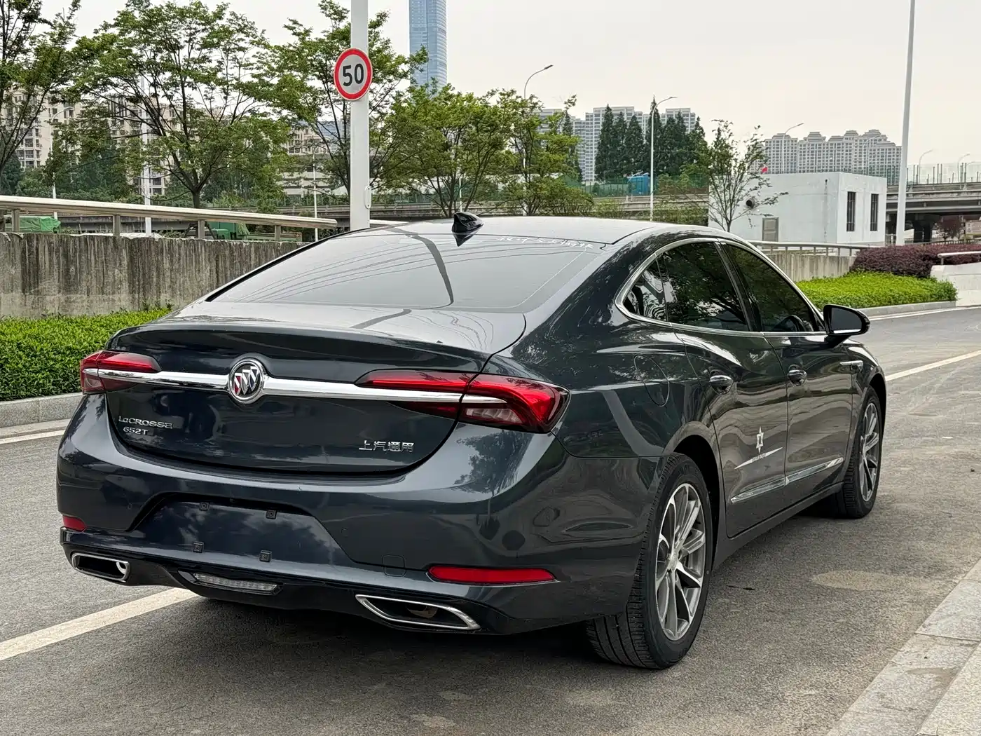 Buick LaCrosse 2021 652T Luxury Edition фото 7
