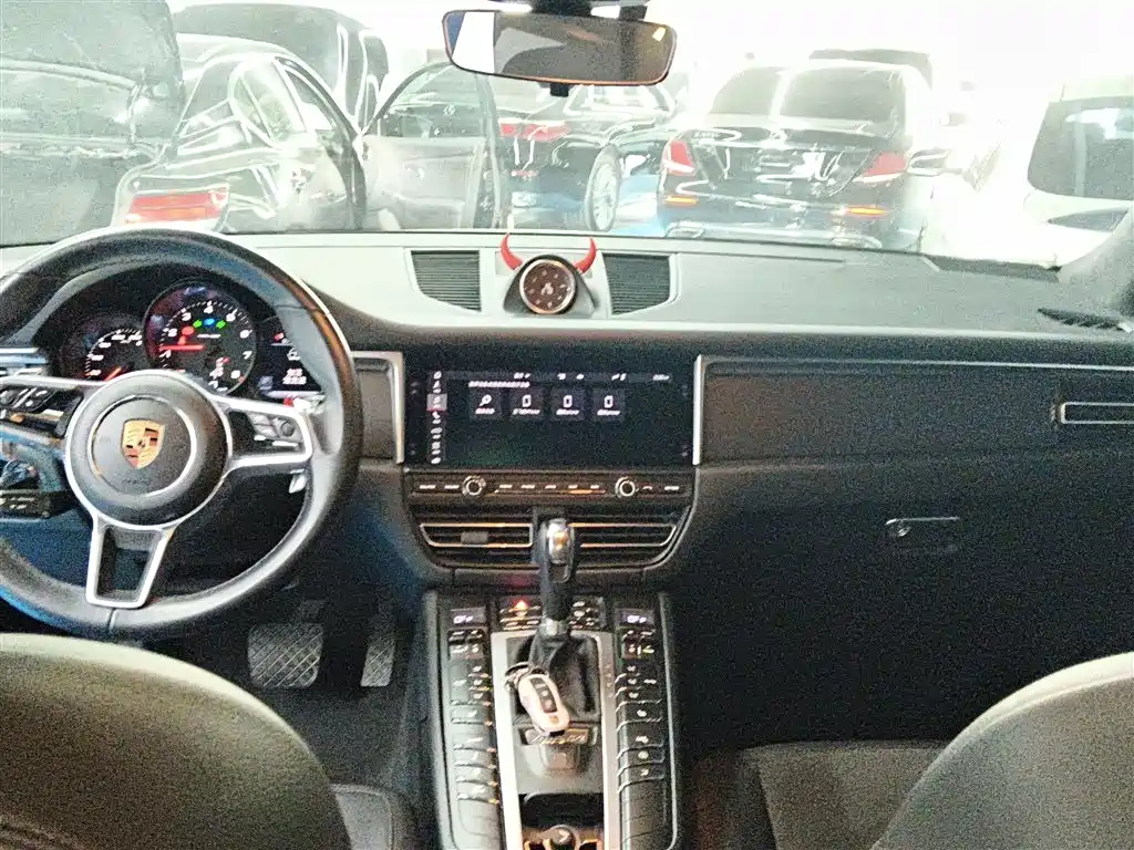 Porsche Macan 2020 Macan 2.0T фото 10
