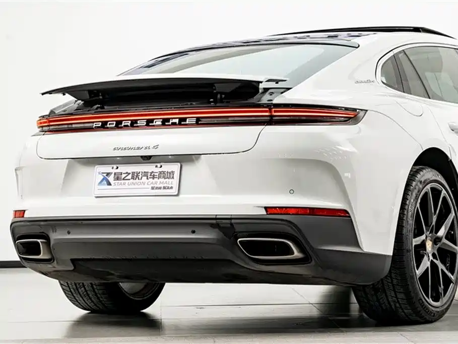 Porsche Panamera 2024 Panamera 4 Executive Long Wheelbase 2.9T фото 7