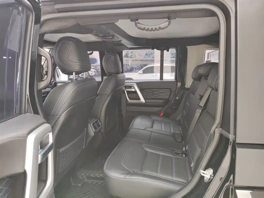 BAIC ORV Beijing Offroad BJ40 2024 2.0T Urban Hunter Glory Edition фото 11