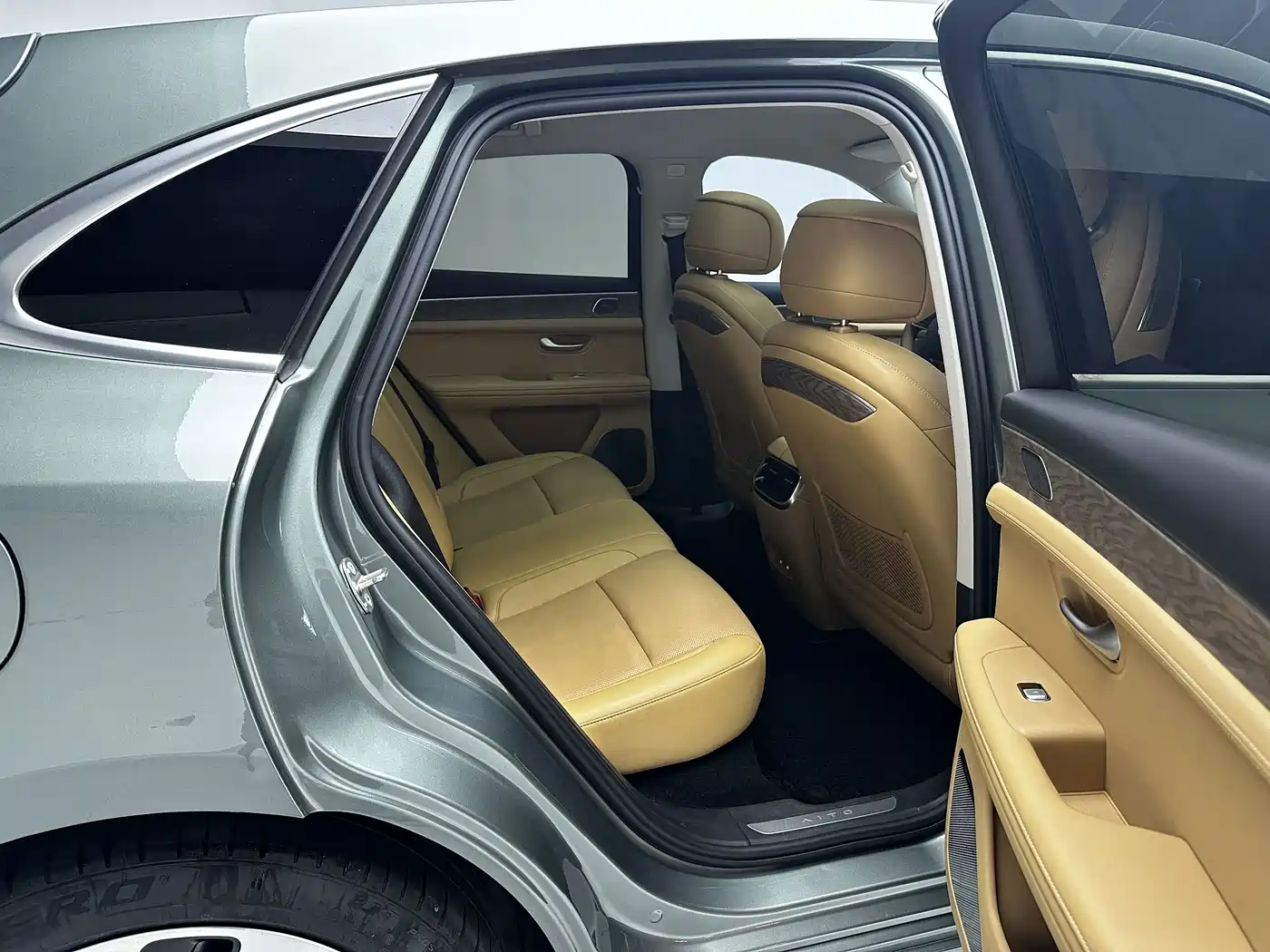 AITO Wenjie AITO M5 2022 2022 Extended Range AWD Ultimate Edition