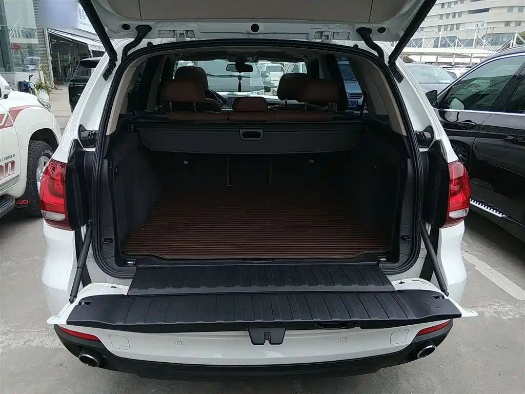 BMW X5 (Import) 2014 xDrive35i Elegance фото 9