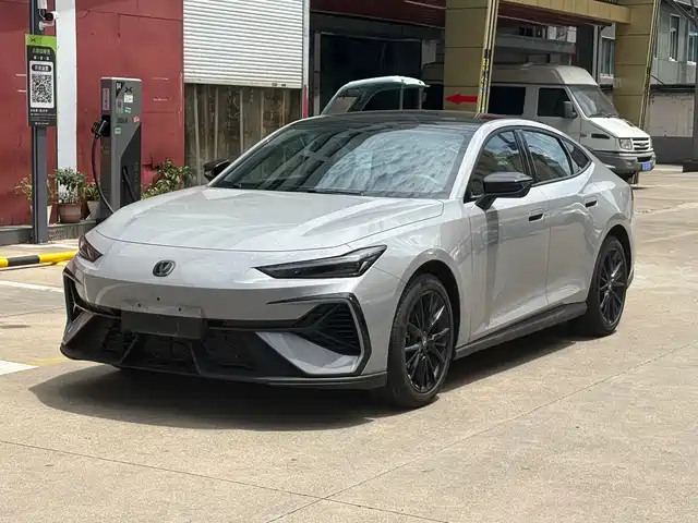 Changan UNI-V 2025