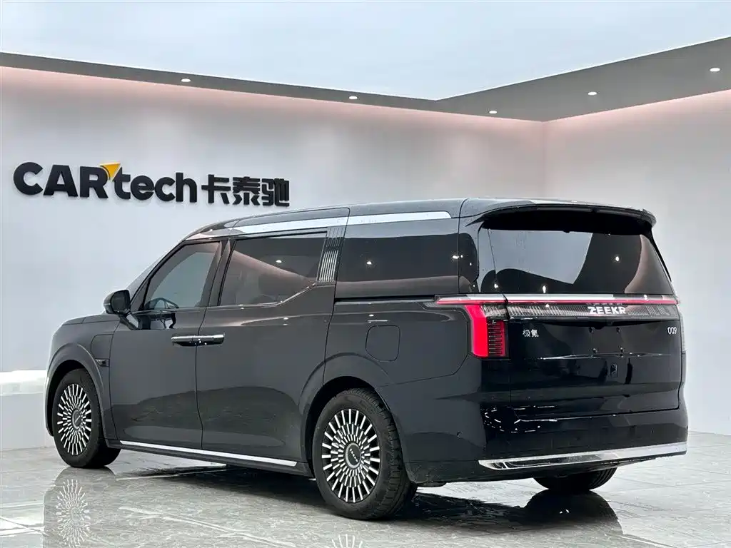ZEEKR 009 2025 2024 7-Seat Aisle AWD Version 108kWh