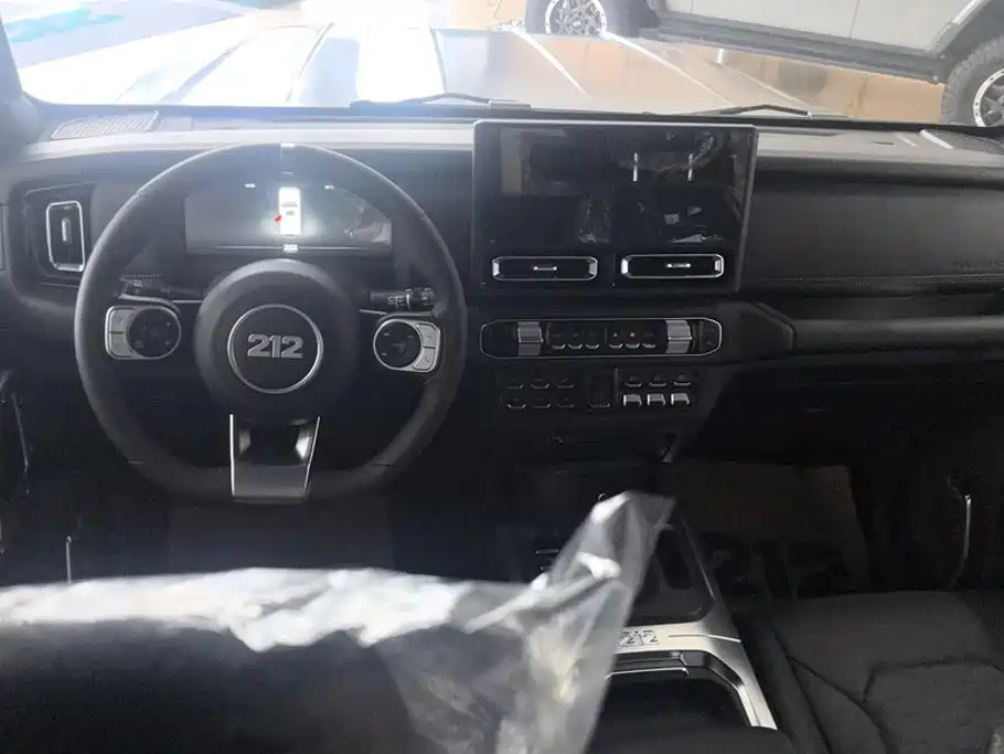 212 T01 2026 2024 2.0T Mechanic