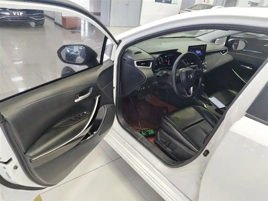 Toyota Corolla 2023 1.8L Smart Hybrid Dual Engine Elite Edition фото 12