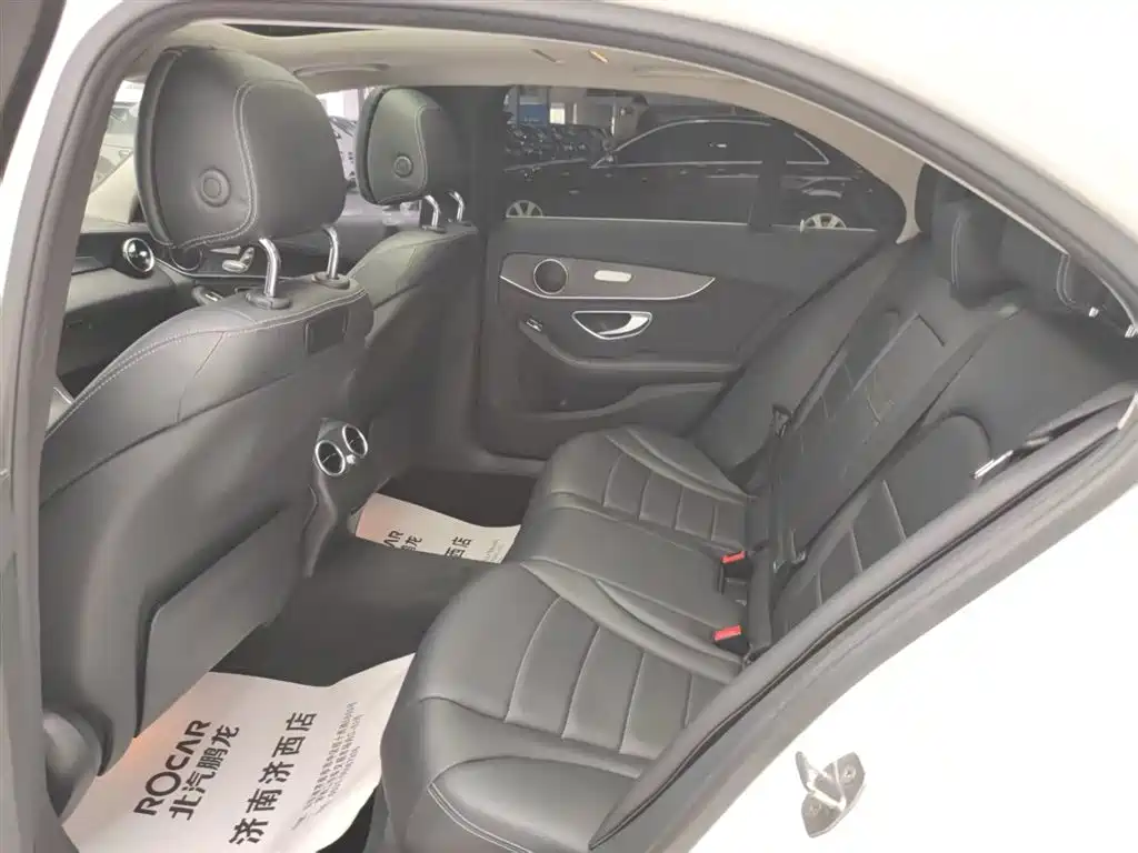 Mercedes-Benz C-Class 2016 C 200 L Sport фото 13