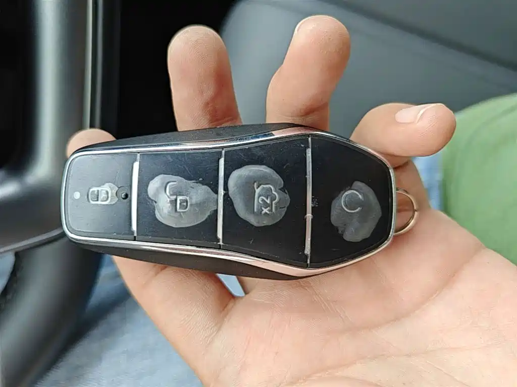 BYD Qin L 2025 DM-i Smart Drive Edition 80KM Leading фото 9