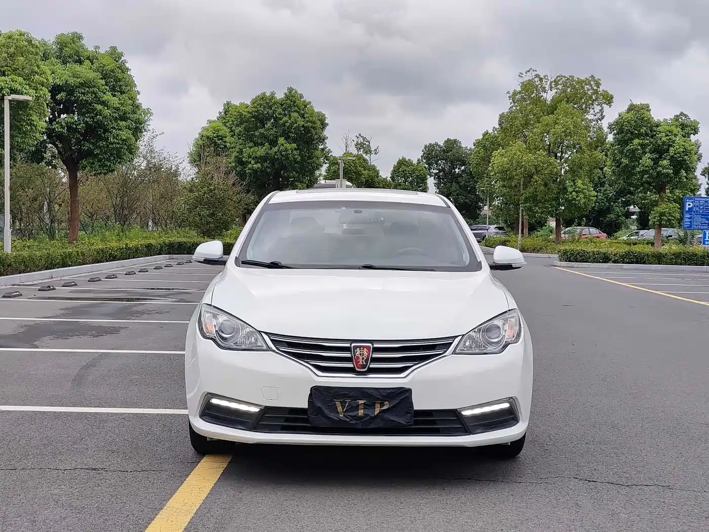 Roewe 360 2017 2017 1.5L Auto Luxury Edition