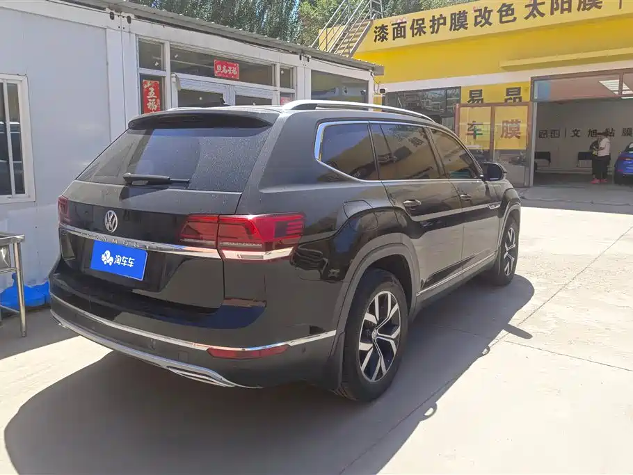 Volkswagen Teramont 2017 530 V6 4WD Luxury Edition фото 3