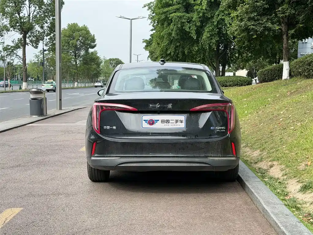 Hongqi E-QM5 2023 620km PLUS фото 5