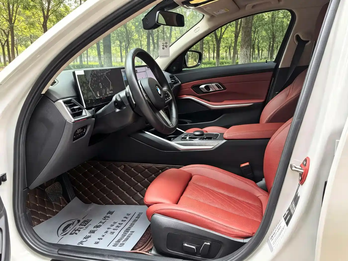 BMW 3 Series 2024 325Li M Sport Shadowline Package фото 5