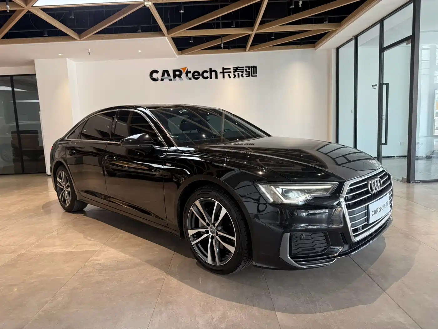 Audi A6L 2021 40 TFSI Luxury Sport