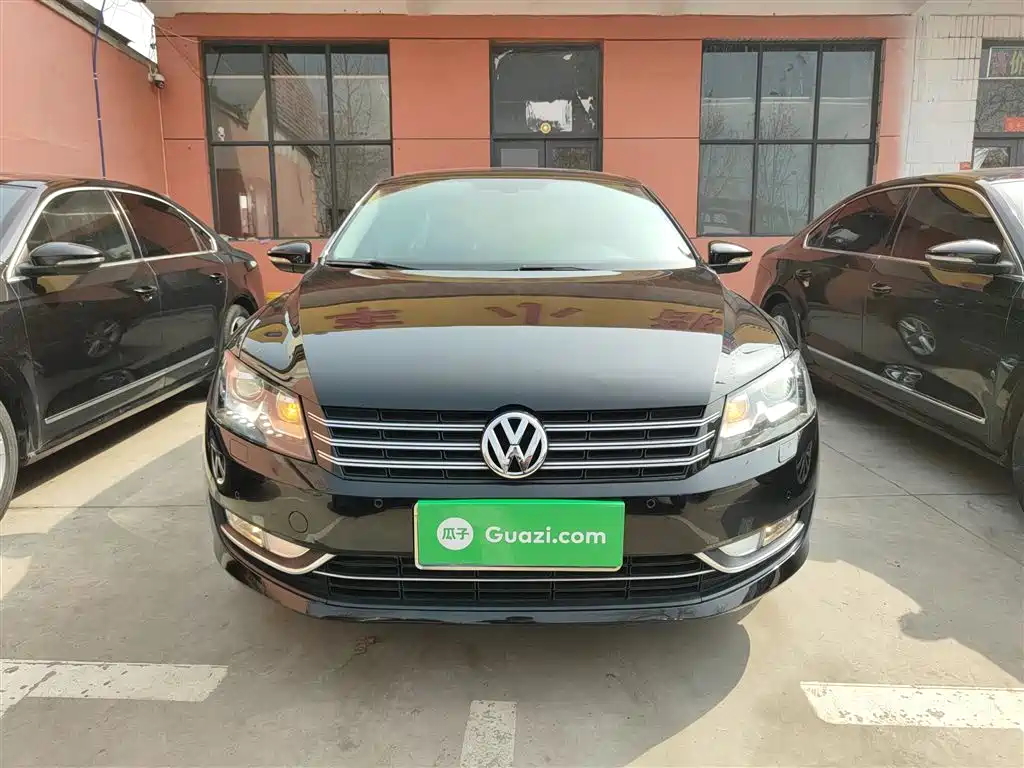 Volkswagen Passat 2015 1.8TSI DSG Ultimate Edition фото 3
