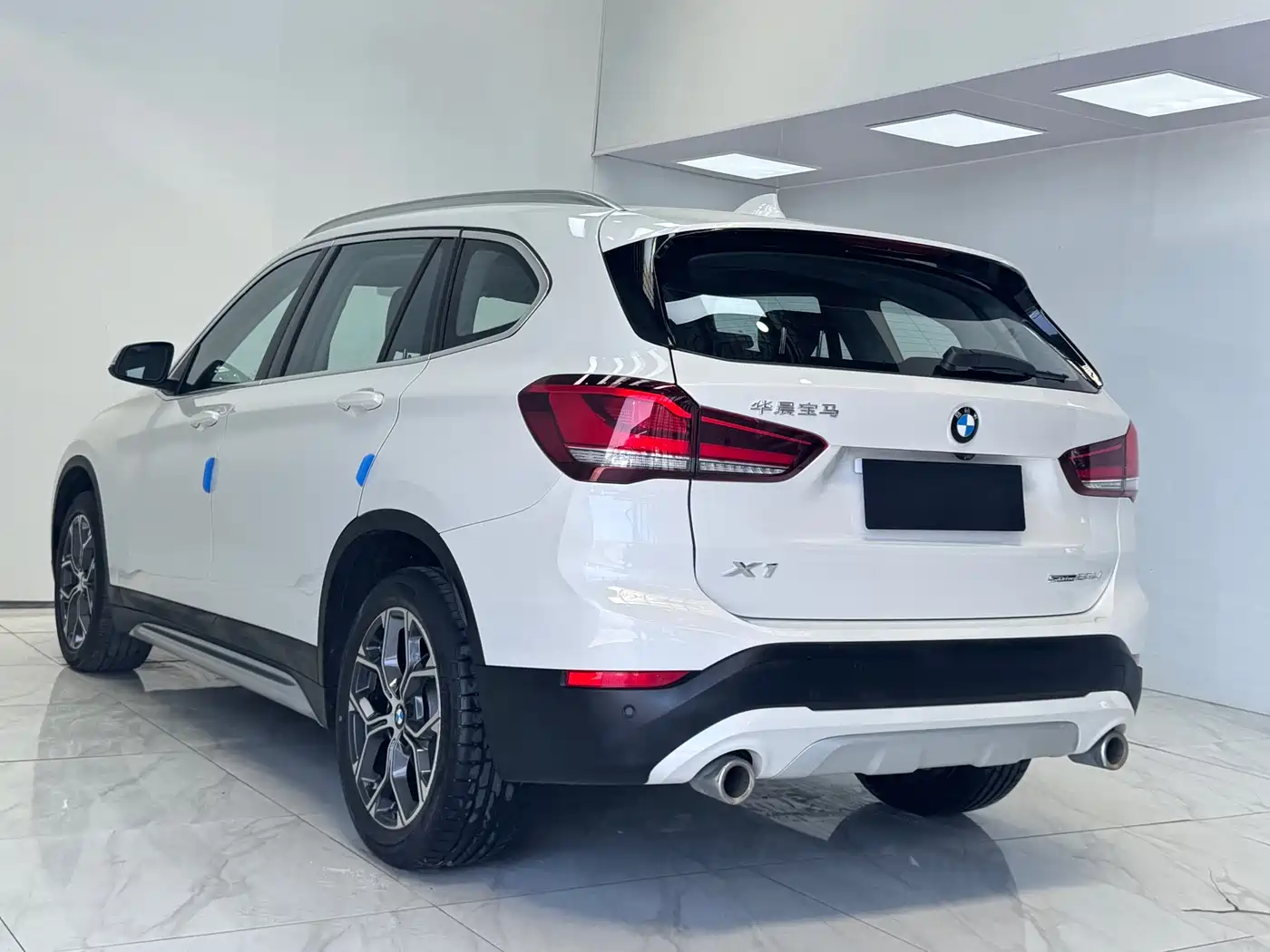 BMW X1 2022 sDrive20Li Premium фото 4