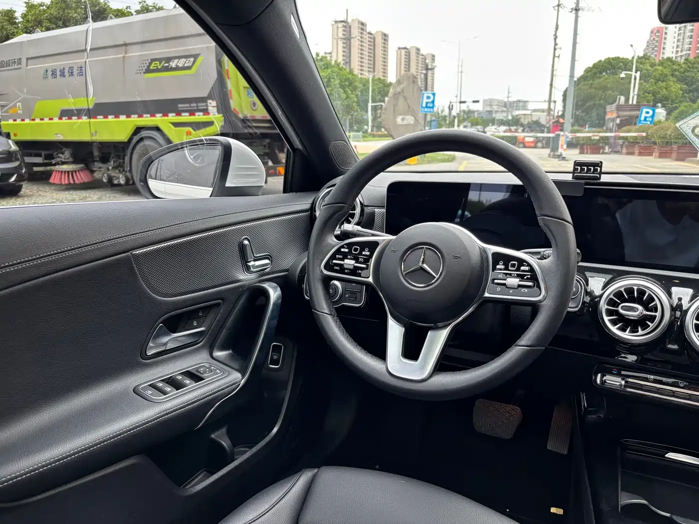 Mercedes-Benz A-Class 2020 A 200 L фото 12