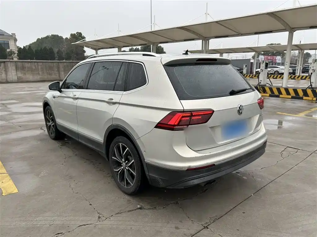 Volkswagen Tiguan L 2017 330TSI Automatic 2WD Flagship Edition фото 5
