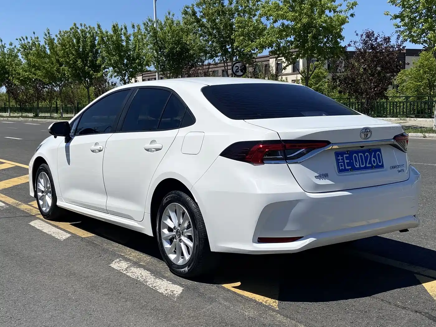 Toyota Corolla 2021 1.2T S-CVT Elite PLUS Edition фото 16