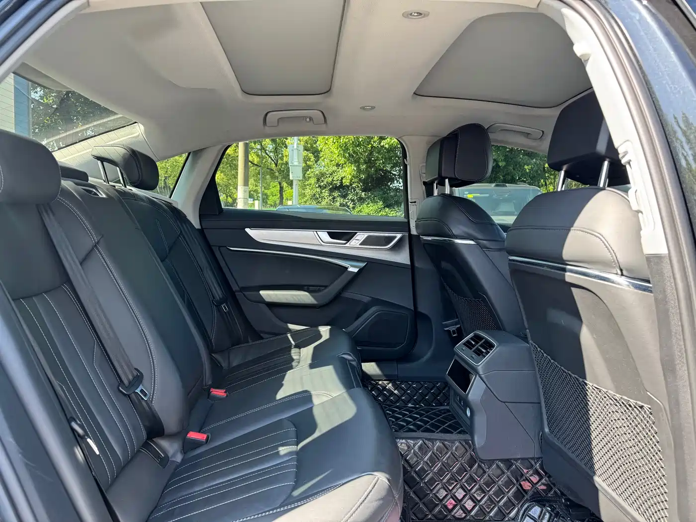 Audi A6L 2024 45 TFSI Premium Elegance фото 18