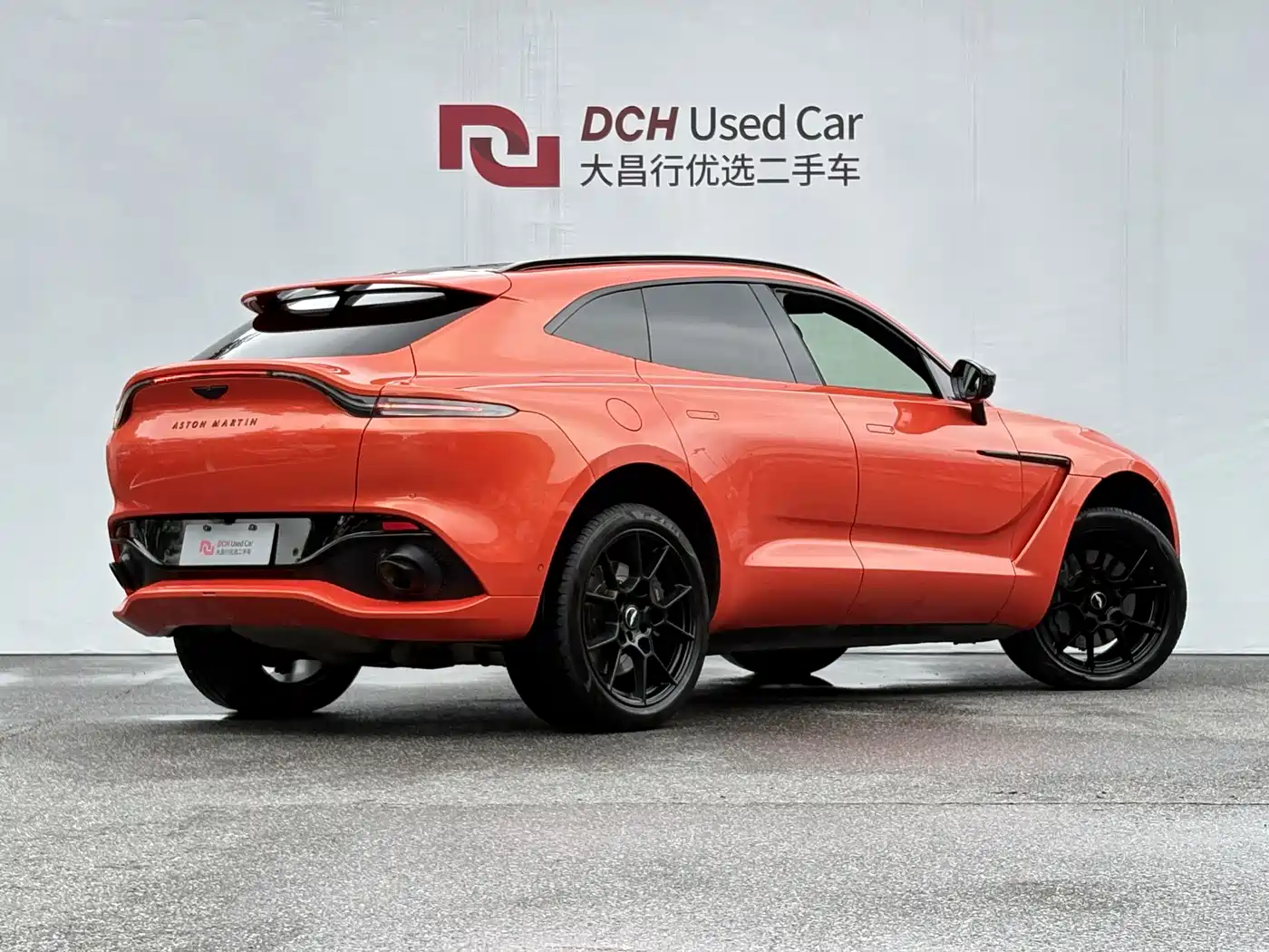 Aston Martin DBX 2022 2020 4.0T V8