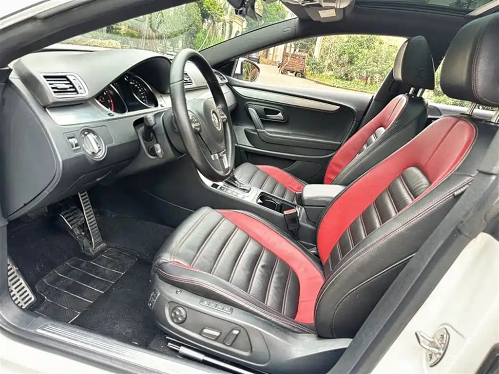 Volkswagen FAW-Volkswagen CC 2018 1.8TSI Luxury фото 10