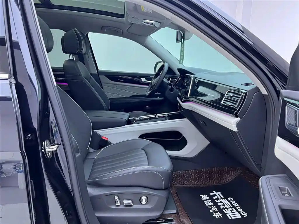 Volkswagen Teramont 2023 Facelift 380TSI AWD Prestige Luxury фото 18