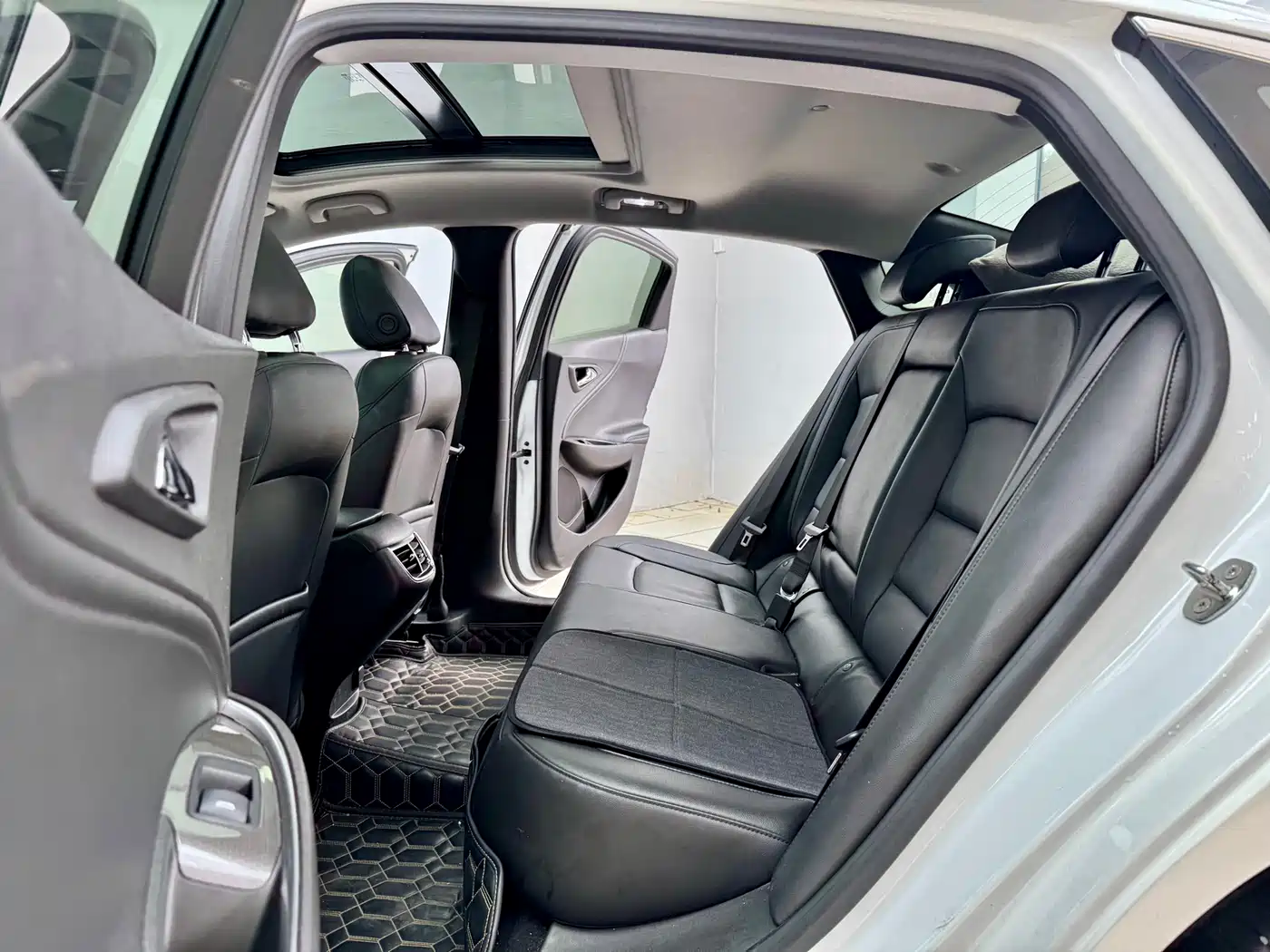 CHEVROLET MAI RUIBAO XL