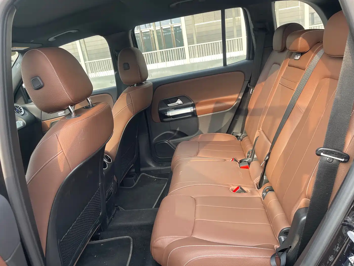 Mercedes-Benz GLB 2025 Model GLB 200 Fashion Edition фото 7