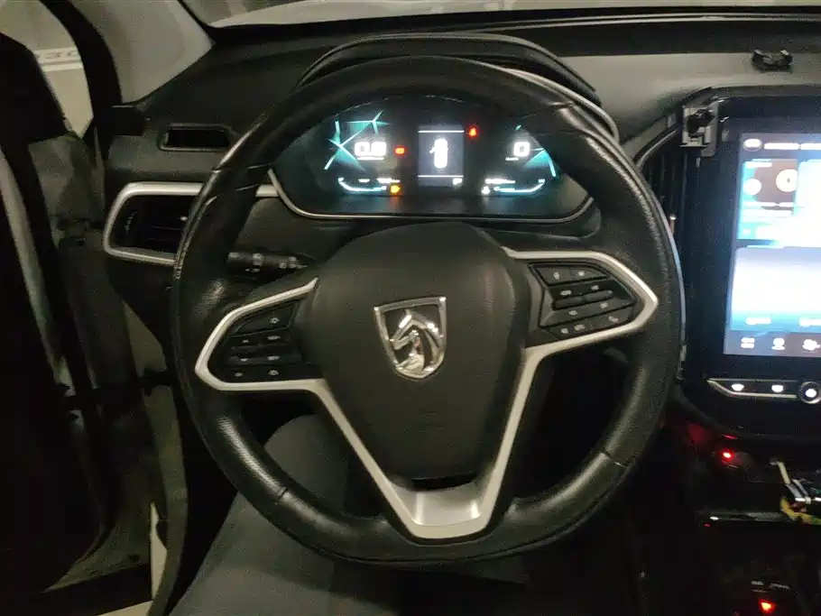 BAOJUN 530