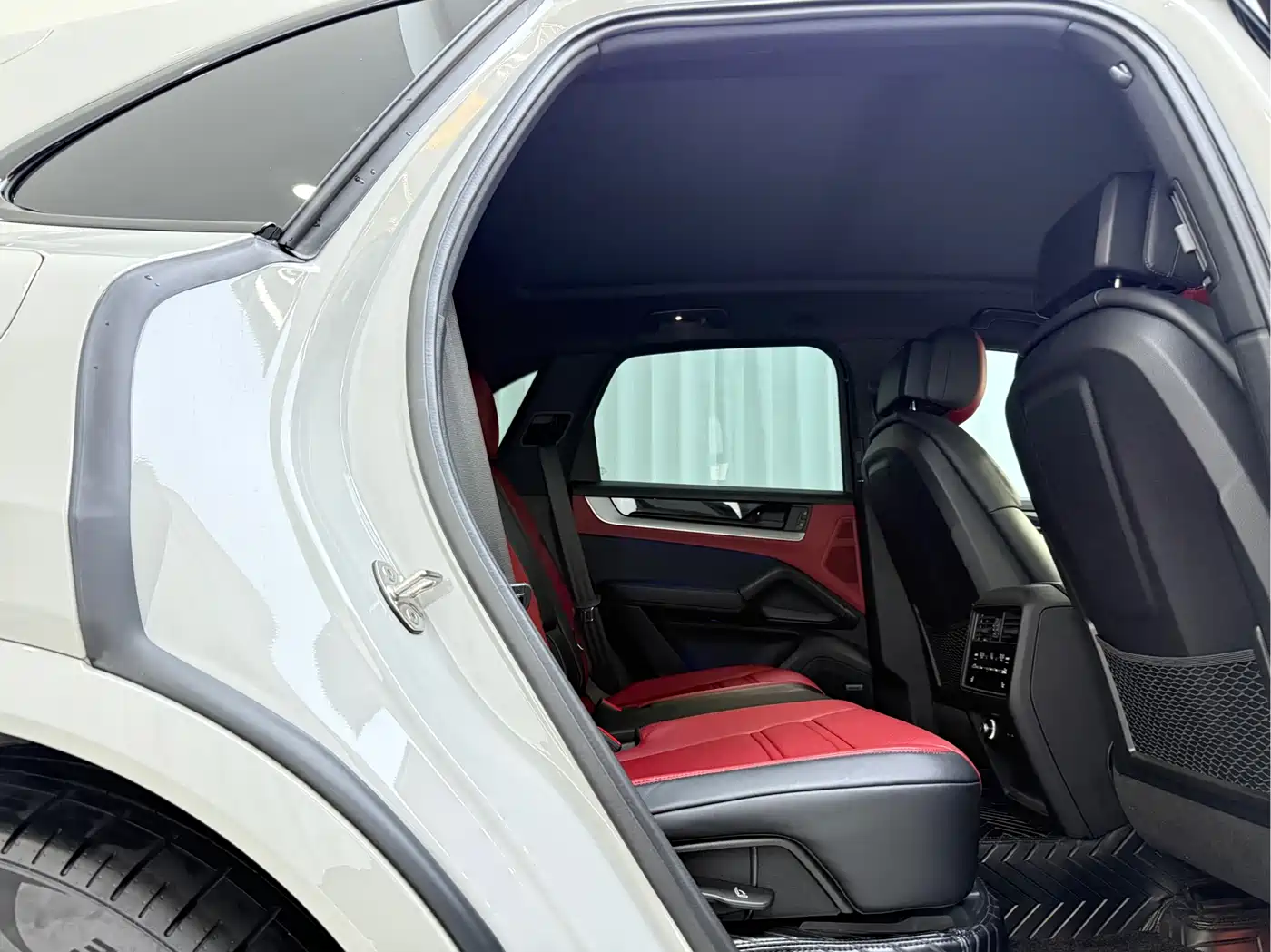 Porsche Cayenne 2024 Cayenne 3.0T фото 10