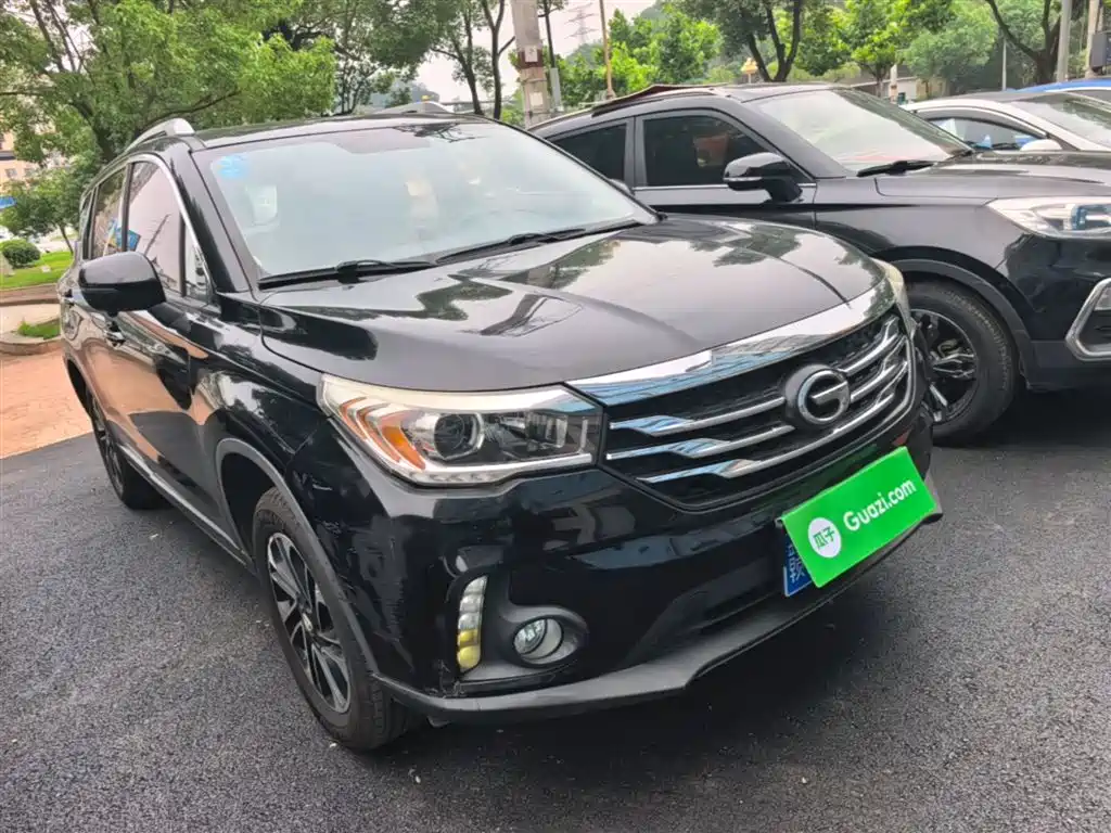 GAC Trumpchi Trumpchi GS4 2017 200T G-DCT 2WD Elite фото 4