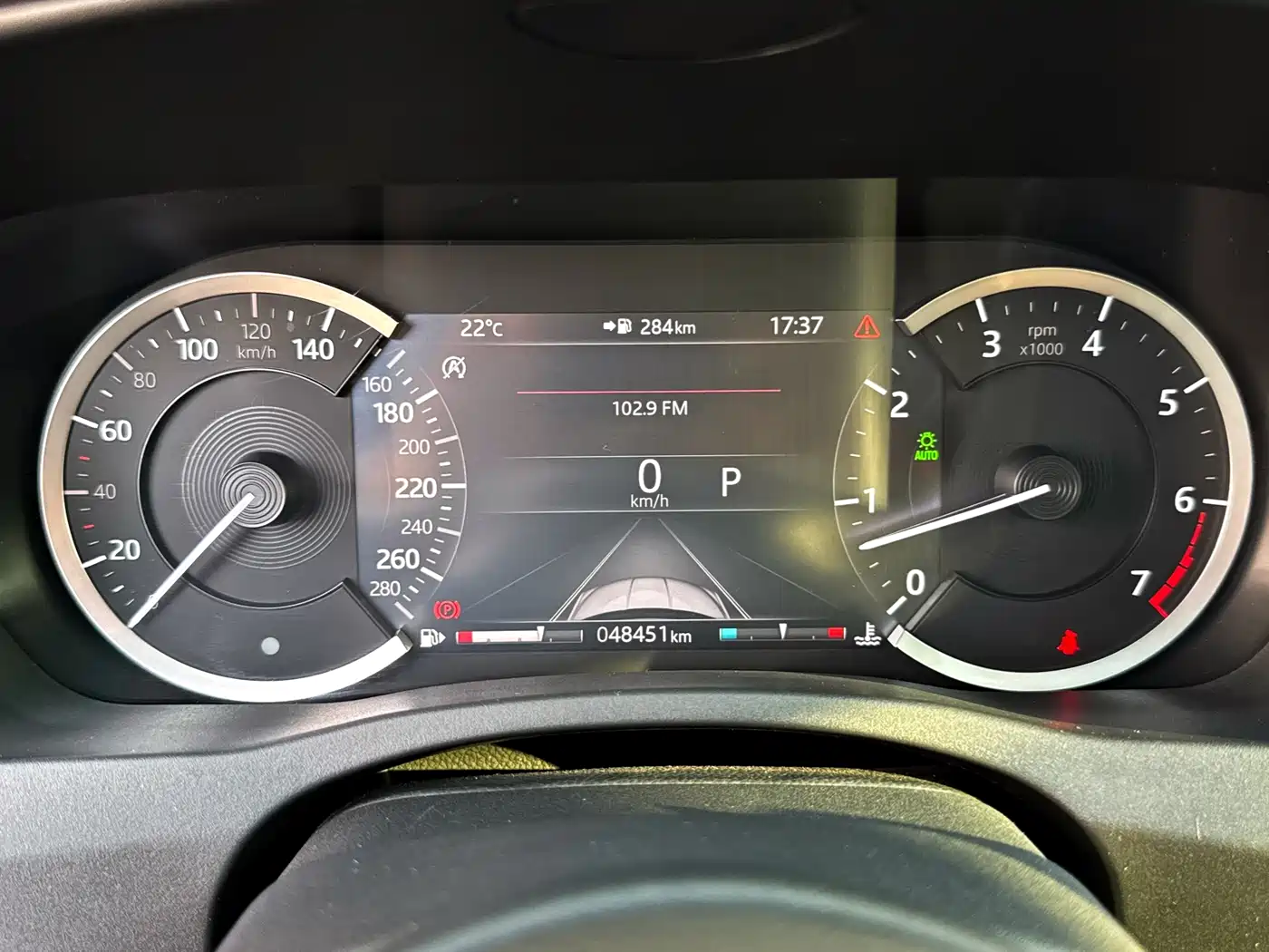 Jaguar XEL 2020 2.0T 200PS R-DYNAMIC Youth Sport Edition фото 18